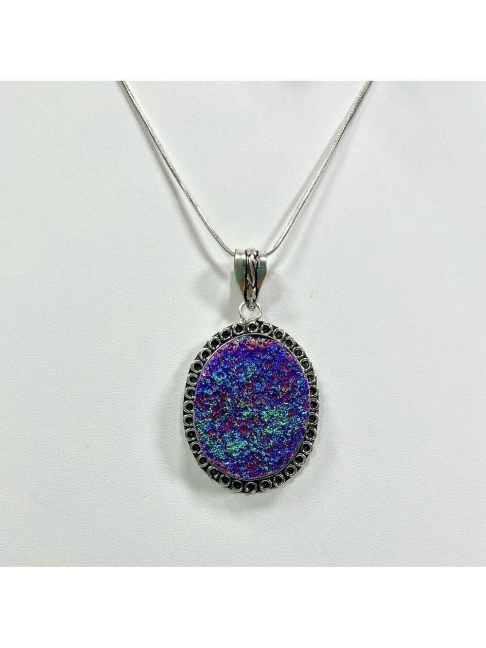 Titanium Druzy 925 Pendant & Earrings Set - Picture 4 of 15